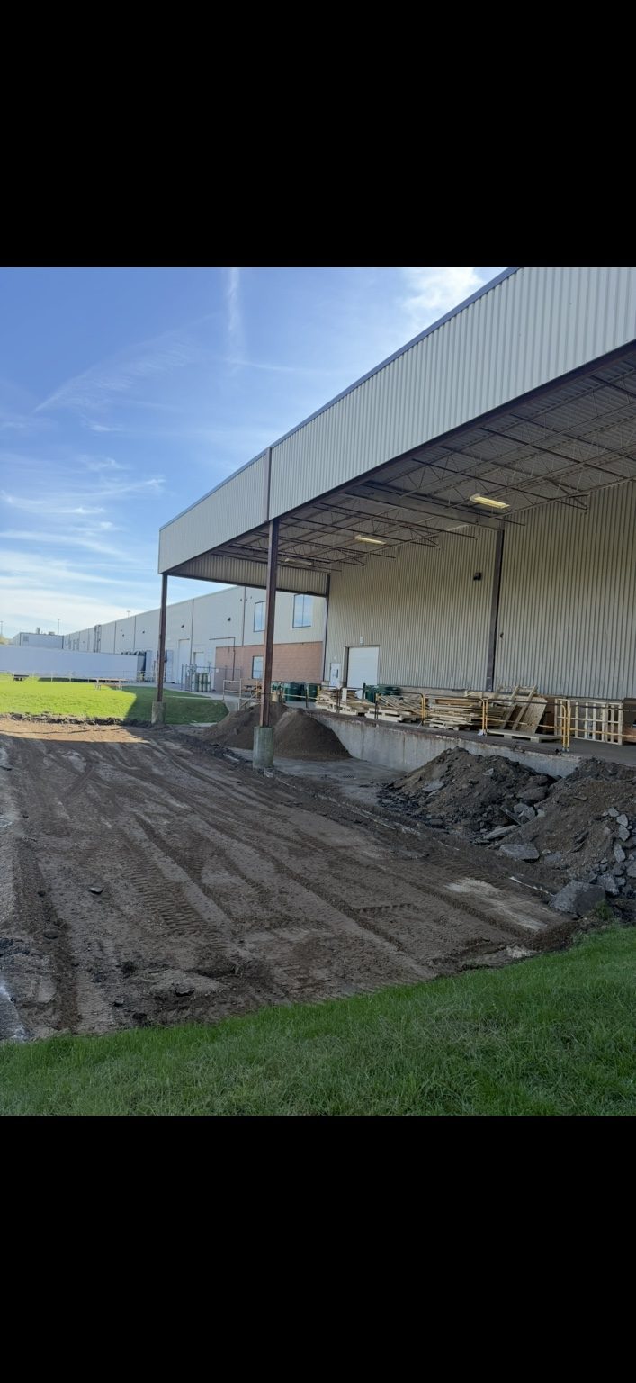 Industrial Asphalt Removal & Reinforced Concrete Pad project photo