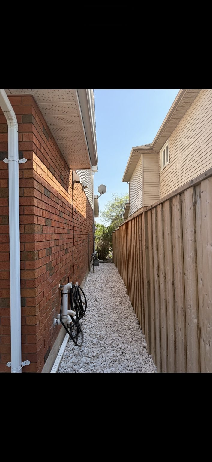 Residential Yard Cleanup, Regrading & Sod project photo